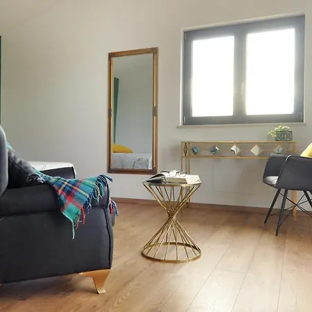 Villa Modern With 4 Bedrooms And Pool Near Pula